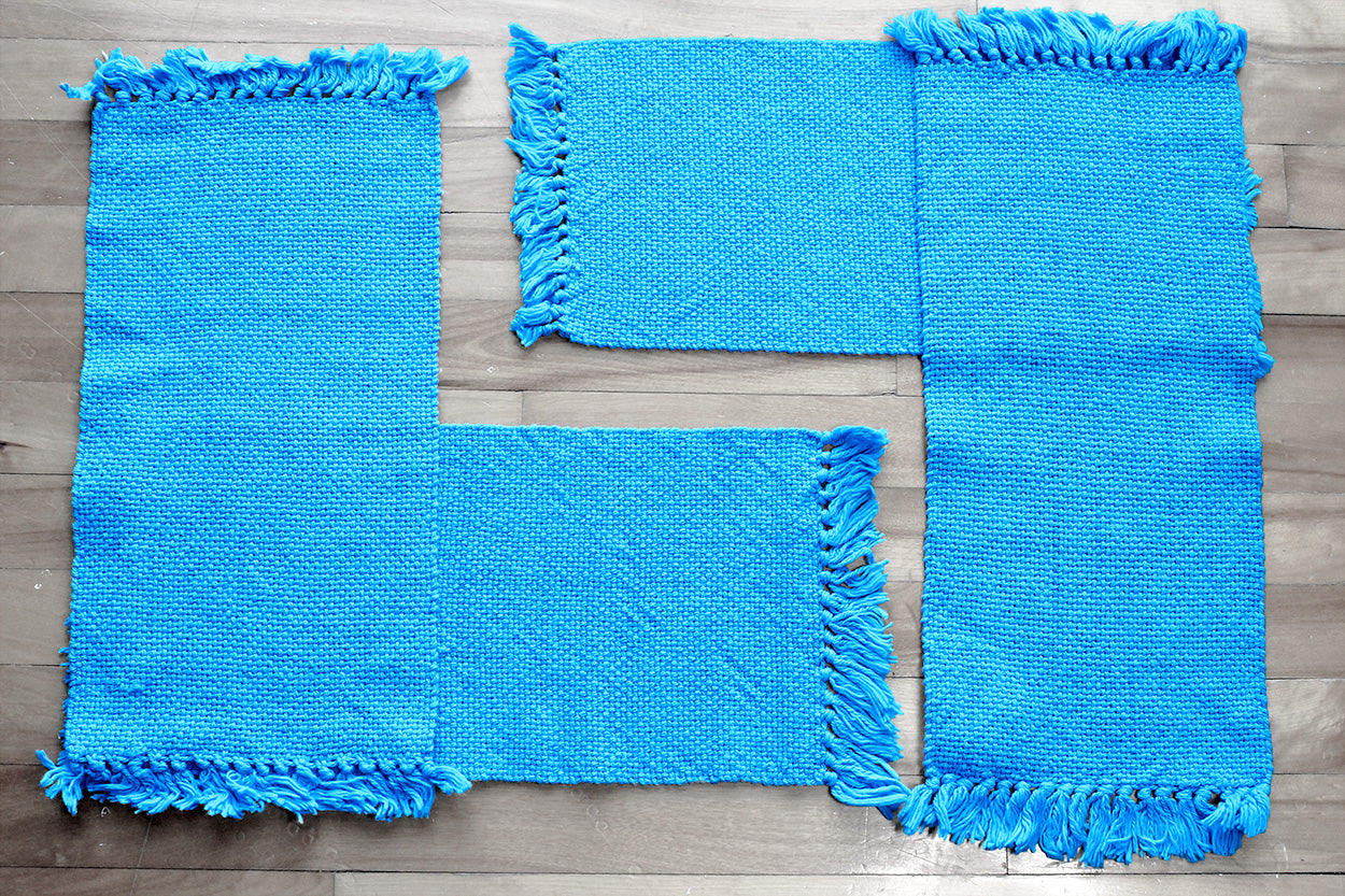 Cotton placemat, blue, handmade, natural fibres, washer and dryer safe, made in Canada