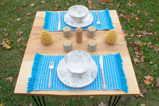 Cotton placemat, textured pattern, blue, white, handmade, natural fibres, washer and dryer safe, made in Canada