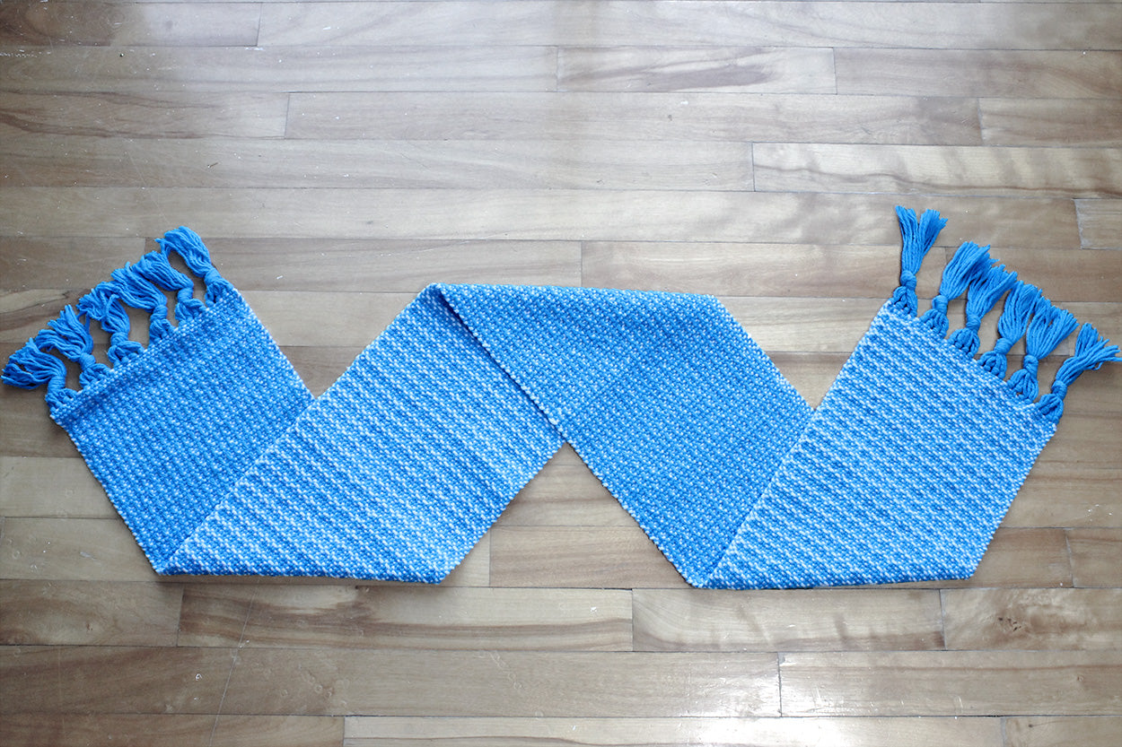 Cotton table runner, textured pattern, blue, white, handmade natural fibres, washer and dryer safe, made in Canada