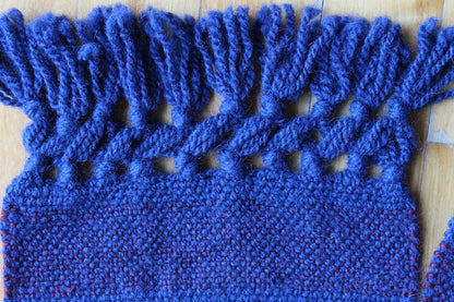 Wool scarf, textured weave pattern, blue, burgundy, handmade, natural fibres, superfine alpaca, Merino wool, local wool, decorative fringe, made in Canada